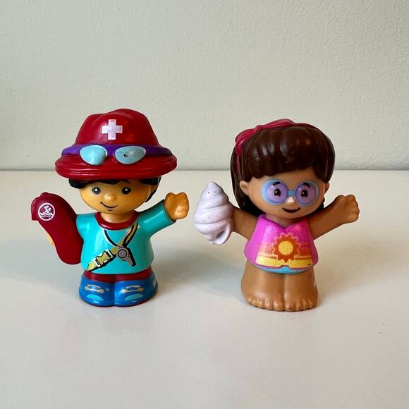 Fisher-Price Little People Life Guard 2017 Female Swimmer holding Sea Shell 2016 - Picture 1 of 6